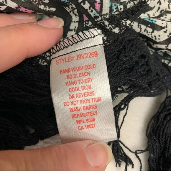 Panhandle multicolored open front long kimono style cover size s/m but is roomy - Picture 6 of 7